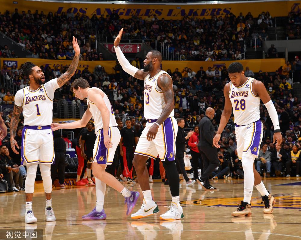 中场的位置 中场的位置